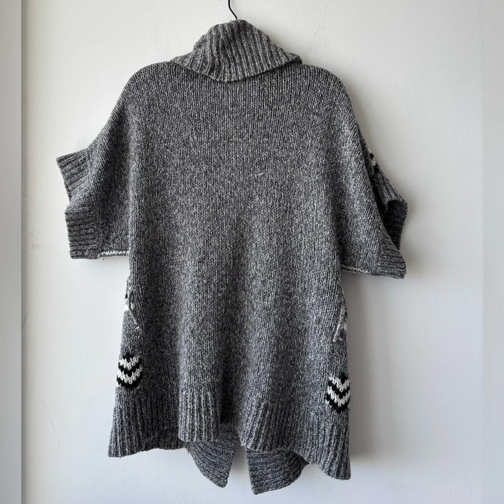 Old Navy Cardigan Sweater Chunky Knit Gray Fair Isle Short Sleeve Womens M